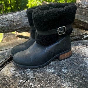 UGG Australia Blayre II Black Leather Fur Boots Womens Size 7
